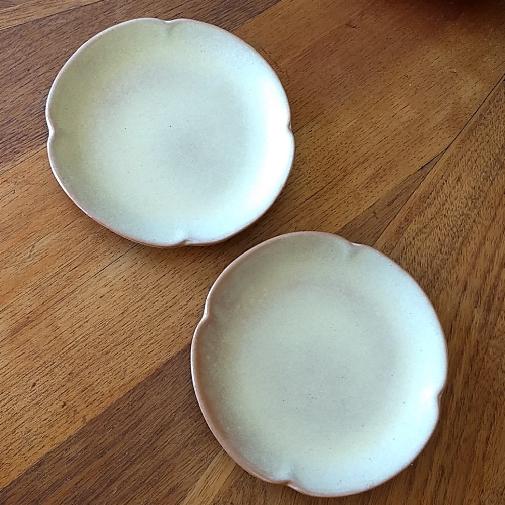Set of 2 Frankoma Plates